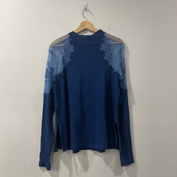 Free People Daniella Embroidered Blue Top Sz Medium - Picture 5 of 16